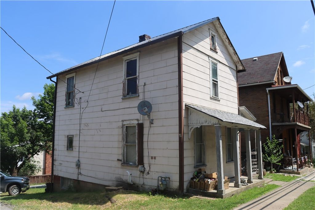 413 N Market, Ligonier Boro, PA 15658