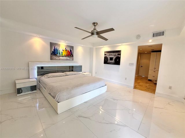 1770 NE 191st St 717-1, Miami, FL 33179