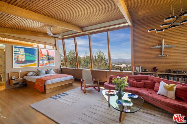 3580 Multiview Drive, Los Angeles, CA 90068