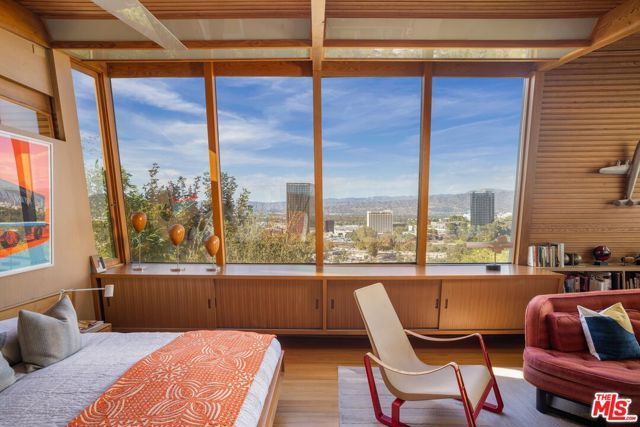 3580 Multiview Drive, Los Angeles, CA 90068