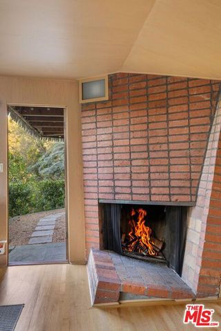3580 Multiview Drive, Los Angeles, CA 90068