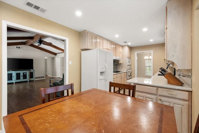 3307 Yellowstone Drive, Arlington, TX 76013
