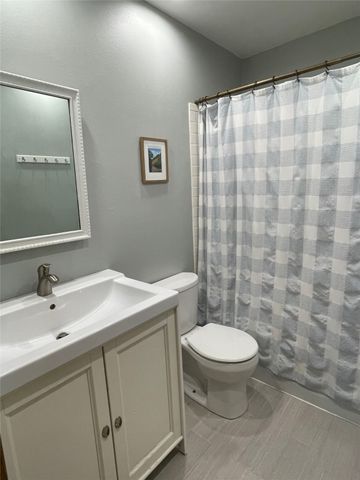 3798 60th Street, Grinnell, IA 50112