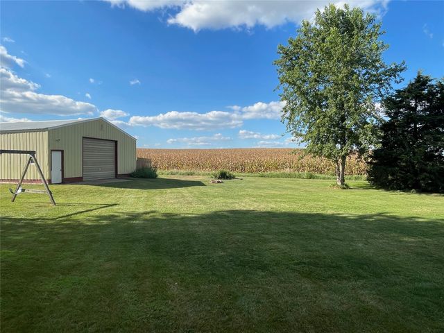 3798 60th Street, Grinnell, IA 50112