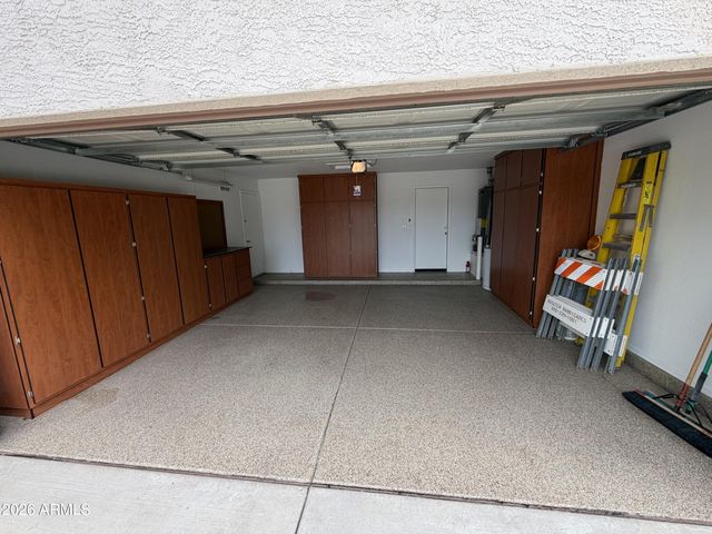 735 W AVIARY Way, Gilbert, AZ 85233