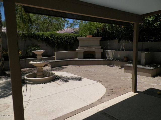 735 W AVIARY Way, Gilbert, AZ 85233