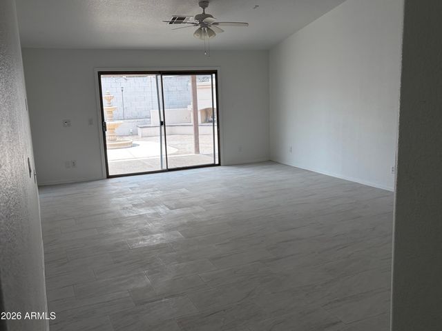 735 W AVIARY Way, Gilbert, AZ 85233