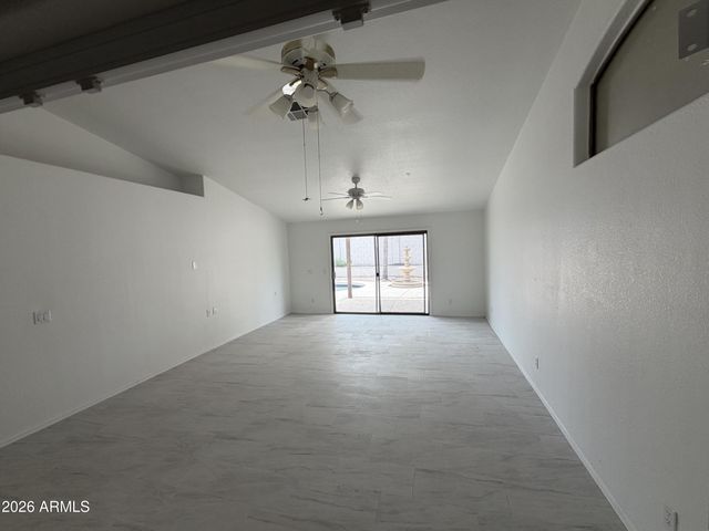 735 W AVIARY Way, Gilbert, AZ 85233