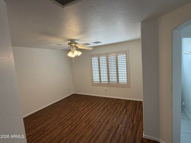 735 W AVIARY Way, Gilbert, AZ 85233