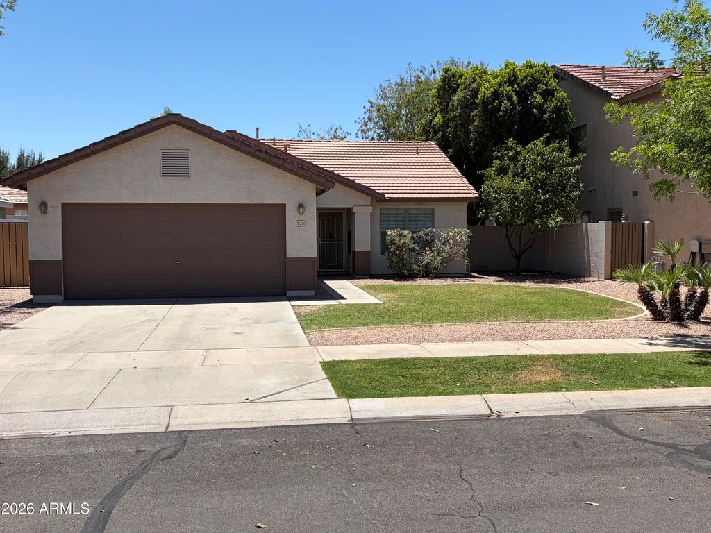 735 W AVIARY Way, Gilbert, AZ 85233