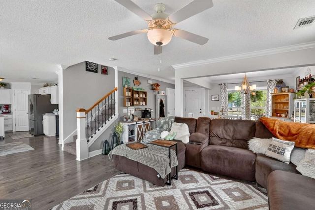 724 Waterlily Court, Hinesville, GA 31313