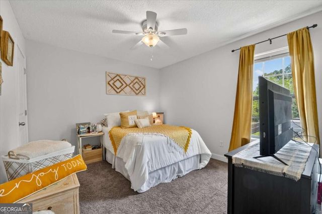 724 Waterlily Court, Hinesville, GA 31313