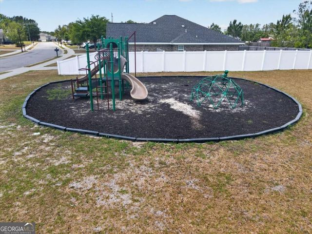 724 Waterlily Court, Hinesville, GA 31313