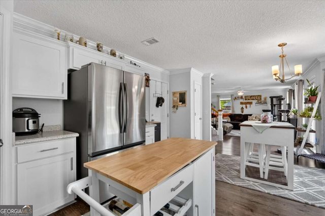 724 Waterlily Court, Hinesville, GA 31313