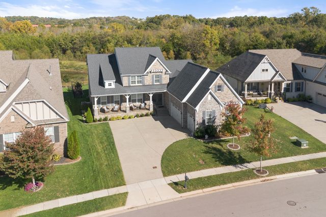 3231 Bradfield Dr, Nolensville, TN 37135