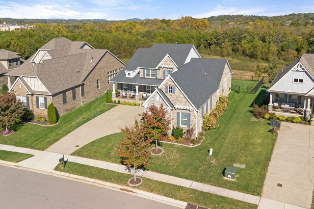 3231 Bradfield Dr, Nolensville, TN 37135