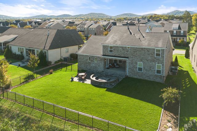 3231 Bradfield Dr, Nolensville, TN 37135