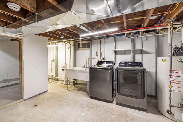 N76W14092 Appleton AVENUE, Menomonee Falls, WI 53051