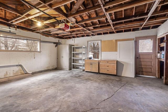 N76W14092 Appleton AVENUE, Menomonee Falls, WI 53051