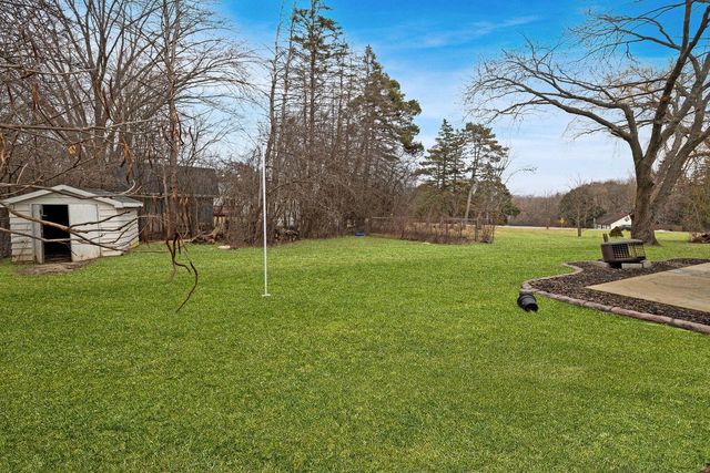 N76W14092 Appleton AVENUE, Menomonee Falls, WI 53051