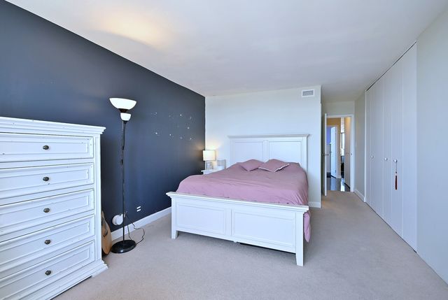 3930 N Pine Grove Avenue 2501, Chicago, IL 60613