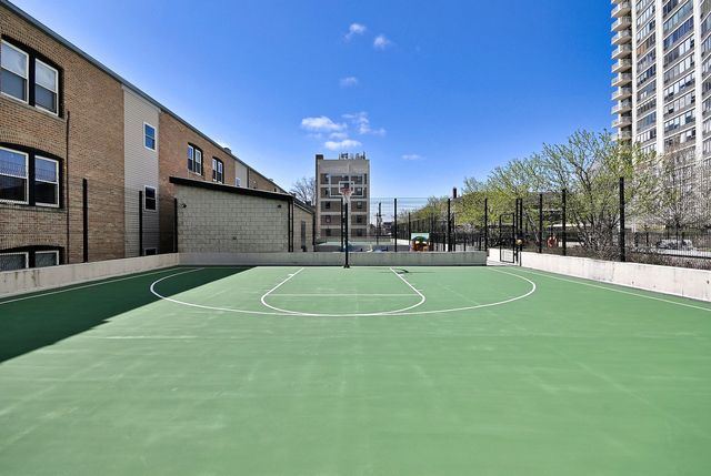 3930 N Pine Grove Avenue 2501, Chicago, IL 60613