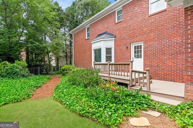 579 N Palisades Circle SE, Marietta, GA 30067