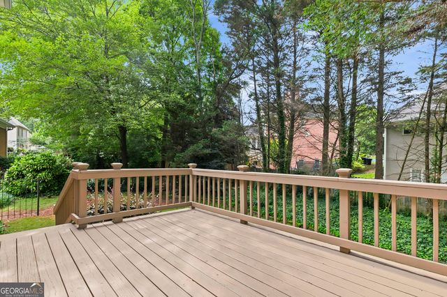 579 N Palisades Circle SE, Marietta, GA 30067