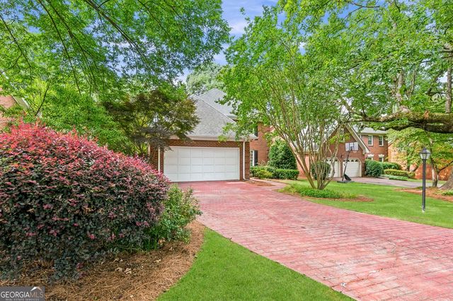 579 N Palisades Circle SE, Marietta, GA 30067