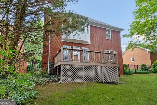 579 N Palisades Circle SE, Marietta, GA 30067