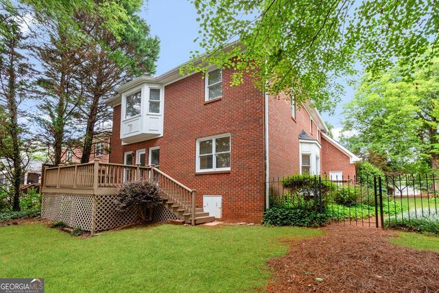 579 N Palisades Circle SE, Marietta, GA 30067