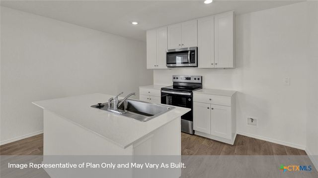 1243 AVERY RANCH Drive, New Braunfels, TX 78130