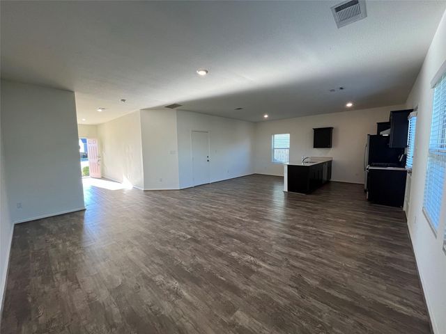 112 High Hill CV, Georgetown, TX 78626