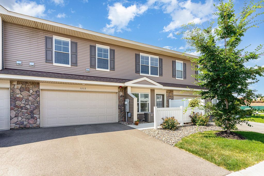 1212 Lower 143rd Street E, Rosemount, MN 55068