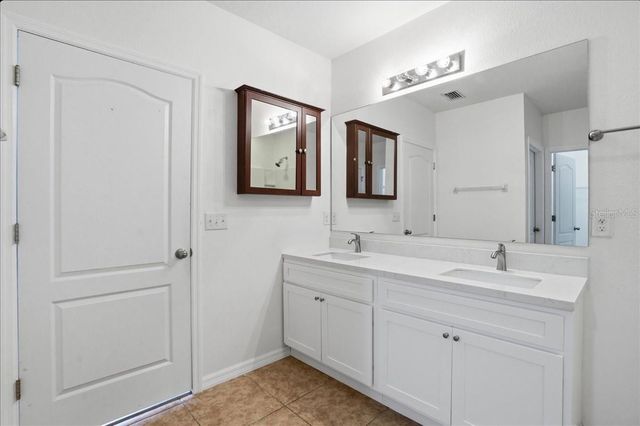 15769 HIGH BELL PLACE, Bradenton, FL 34212