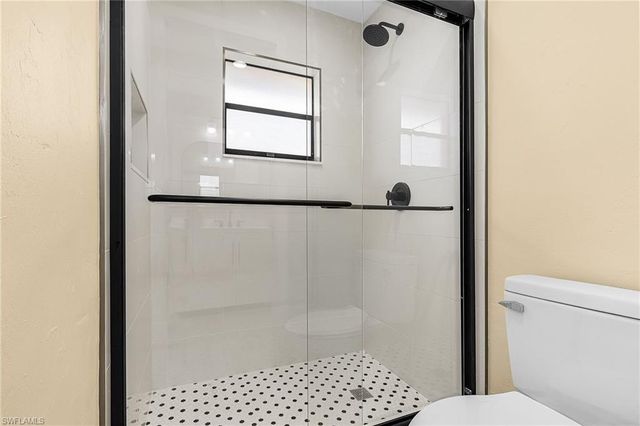 920 SE 21st ST, Cape Coral, FL 33990