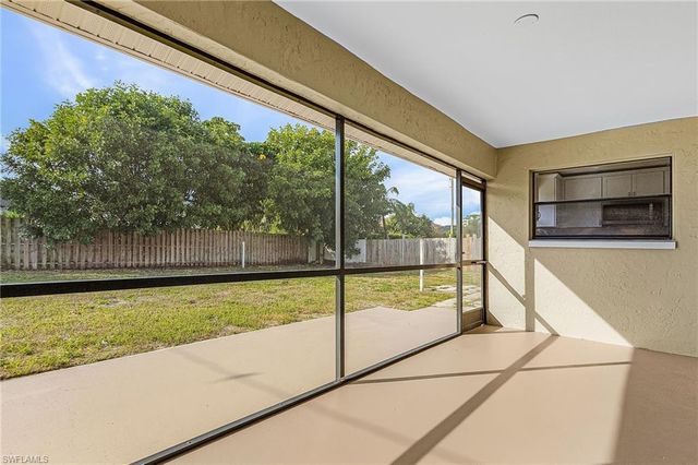 920 SE 21st ST, Cape Coral, FL 33990