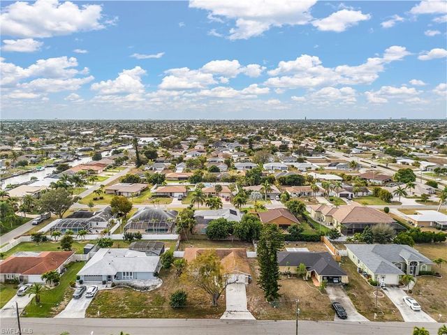 920 SE 21st ST, Cape Coral, FL 33990