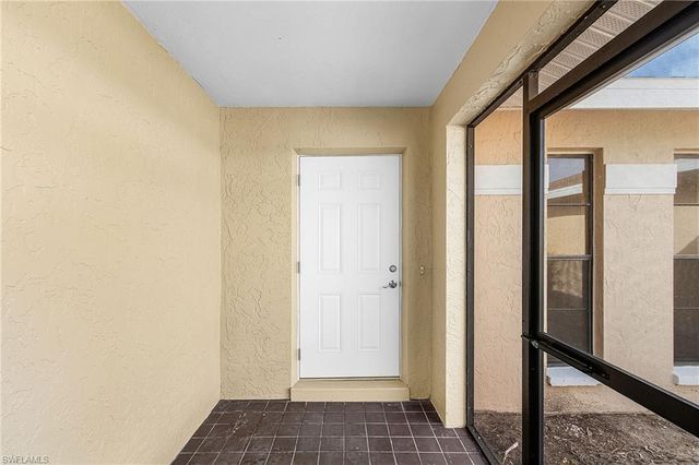 920 SE 21st ST, Cape Coral, FL 33990