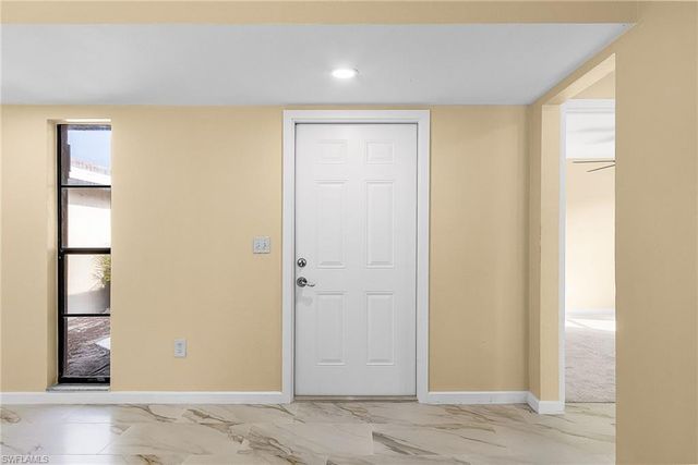 920 SE 21st ST, Cape Coral, FL 33990