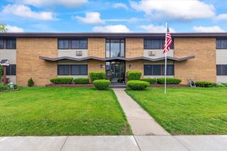 4641 S Howell AVENUE, Milwaukee, WI 53207