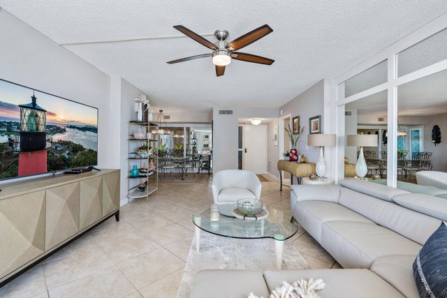 3400 N Ocean Drive 1004, Singer Island, FL 33404