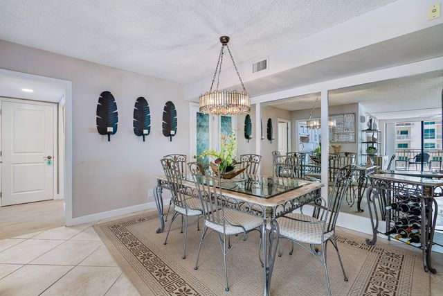 3400 N Ocean Drive 1004, Singer Island, FL 33404