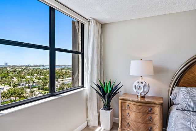 3400 N Ocean Drive 1004, Singer Island, FL 33404