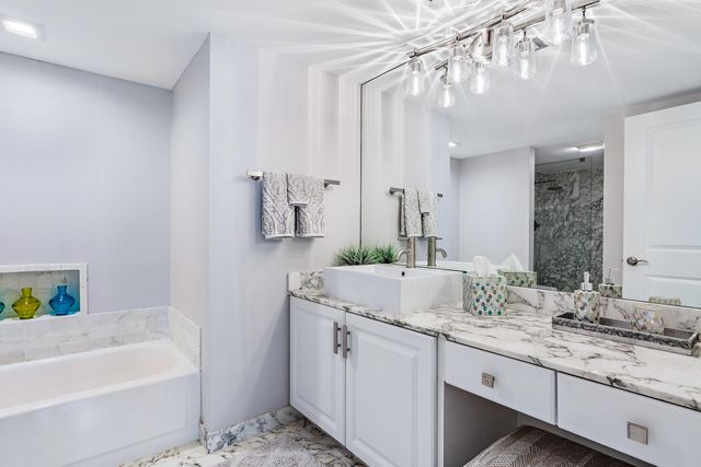3400 N Ocean Drive 1004, Singer Island, FL 33404