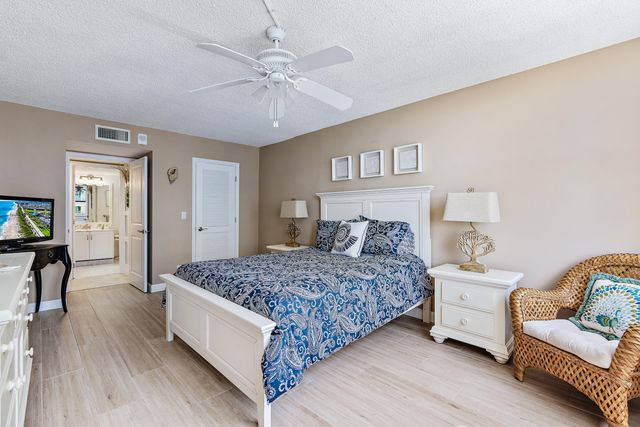 3400 N Ocean Drive 1004, Singer Island, FL 33404