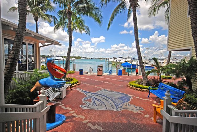 3400 N Ocean Drive 1004, Singer Island, FL 33404