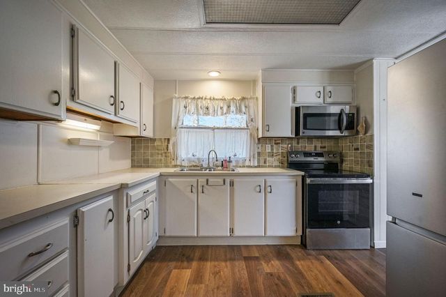 3 PATTERSON DR, Georgetown, DE 19947