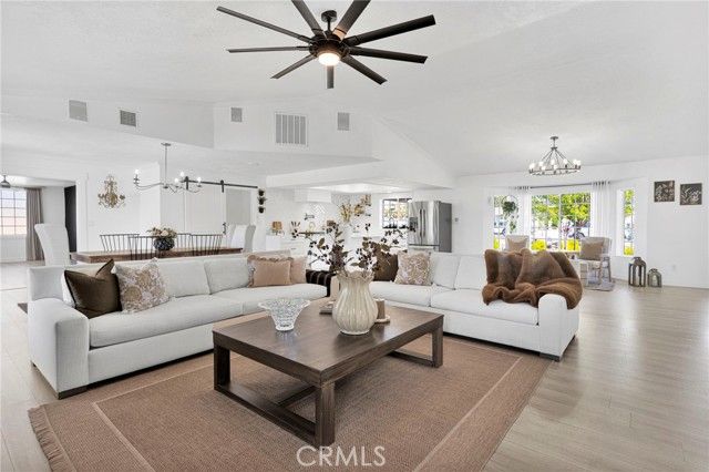 15454 Tuscola, Apple Valley, CA 92307