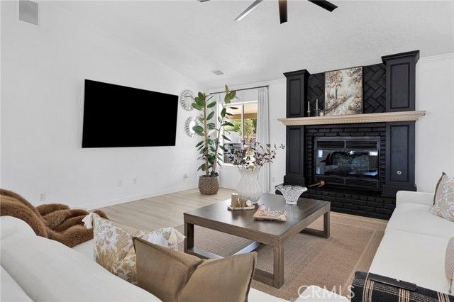 15454 Tuscola, Apple Valley, CA 92307